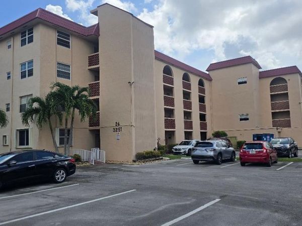 3251 Holiday Springs Boulevard, Unit 302, Margate, FL 33063