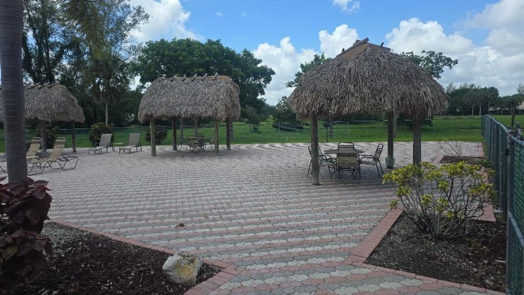 3251 Holiday Springs Boulevard, Unit 302, Margate, FL 33063 Photo