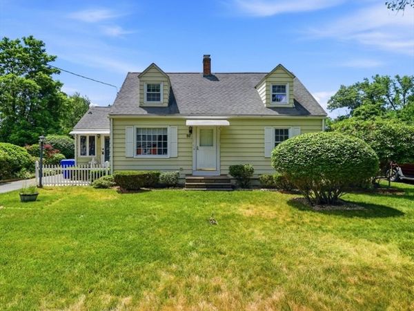 92 Massreco St, Springfield, MA 01109