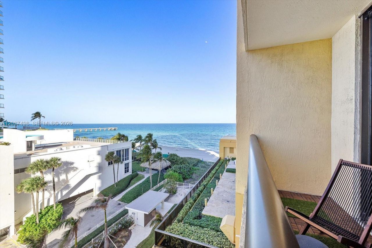 16275 Collins Ave , Unit 502, Sunny Isles Beach, FL 33160 Photo