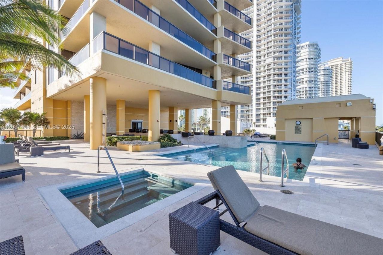 16275 Collins Ave , Unit 502, Sunny Isles Beach, FL 33160 Photo