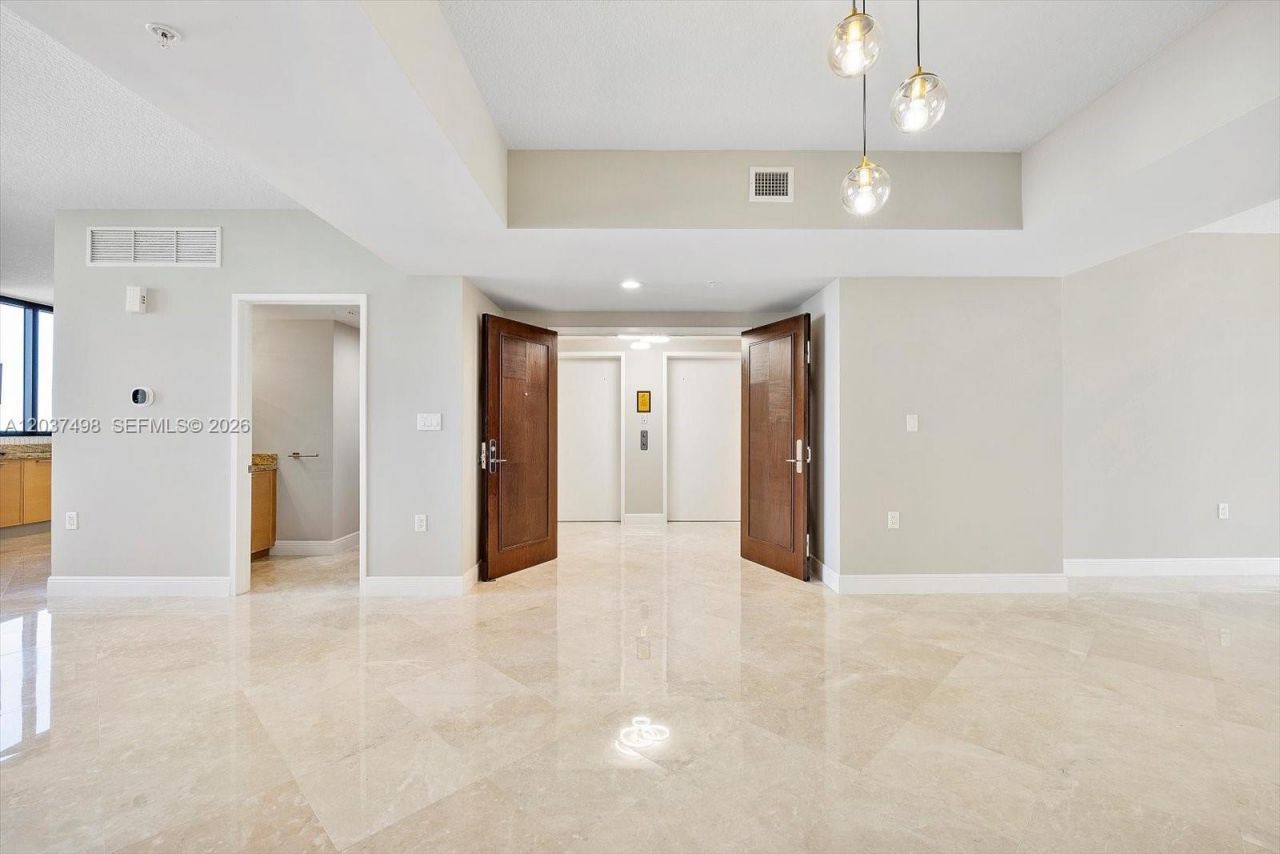 16275 Collins Ave , Unit 502, Sunny Isles Beach, FL 33160 Photo
