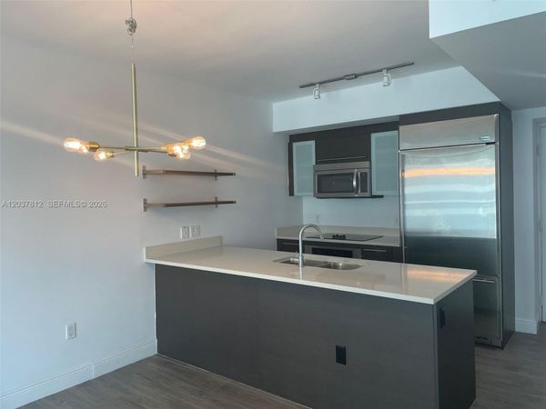 500 Brickell Ave , Unit 1906, Miami, FL 33131