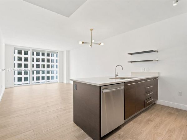 500 Brickell Av, Unit 1906, Miami, FL 33131