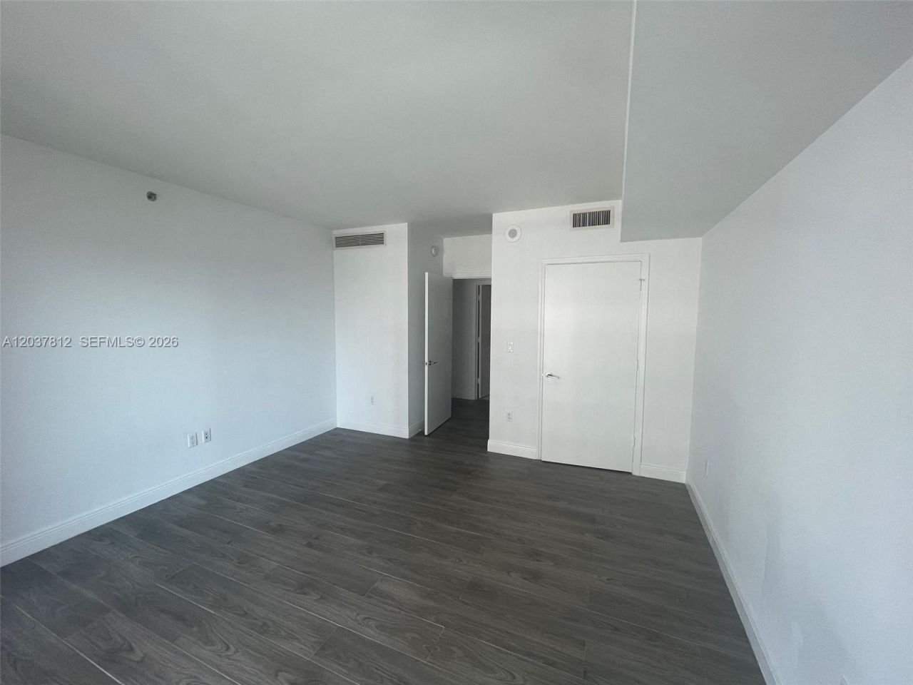 500 Brickell Av, Unit 1906, Miami, FL 33131 Photo