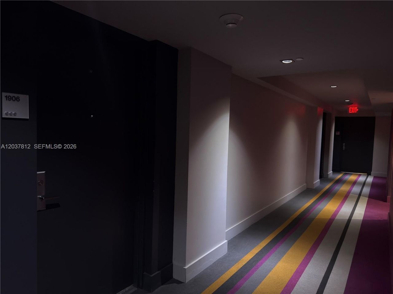 500 Brickell Av, Unit 1906, Miami, FL 33131 Photo