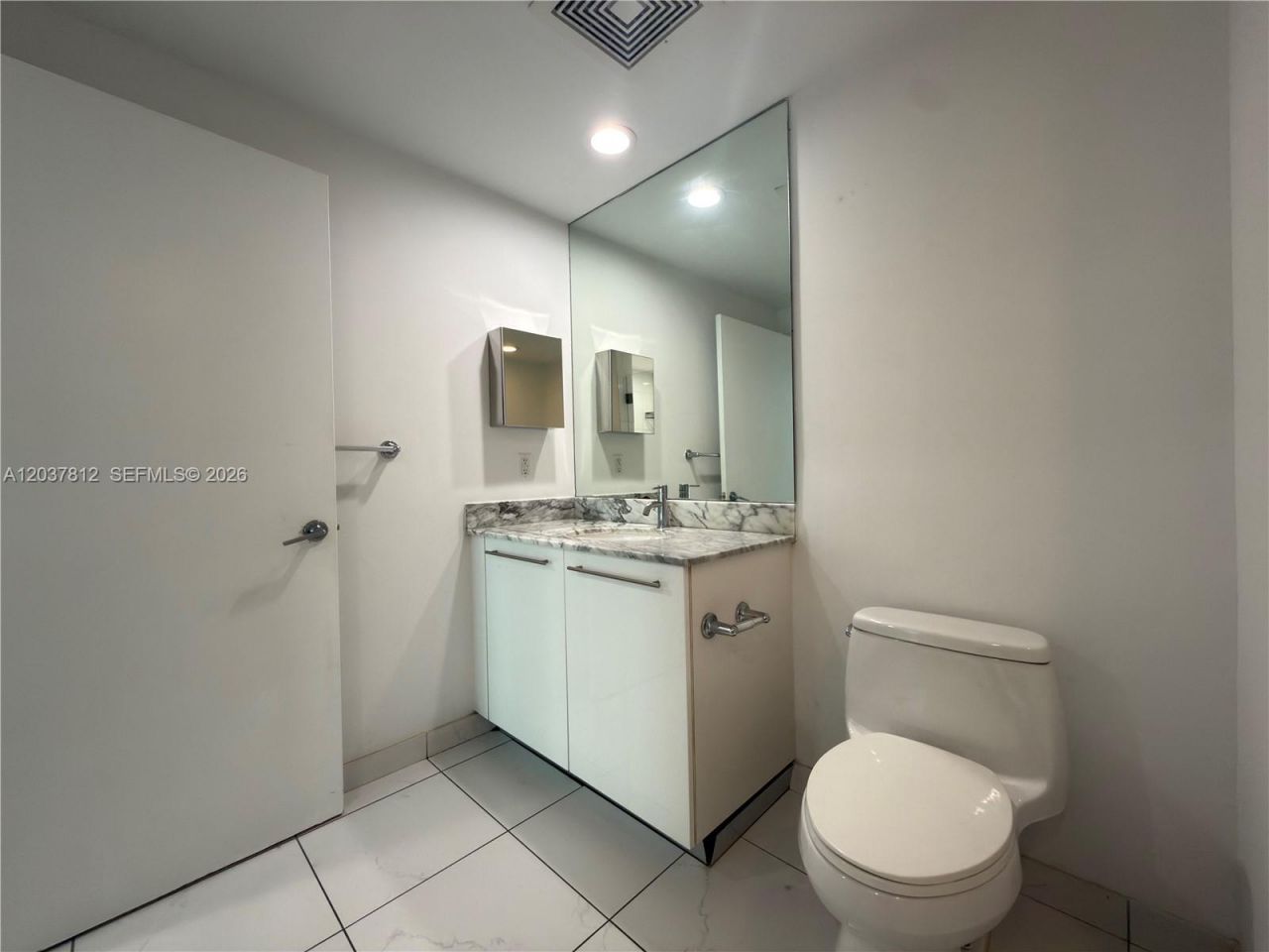 500 Brickell Av, Unit 1906, Miami, FL 33131 Photo