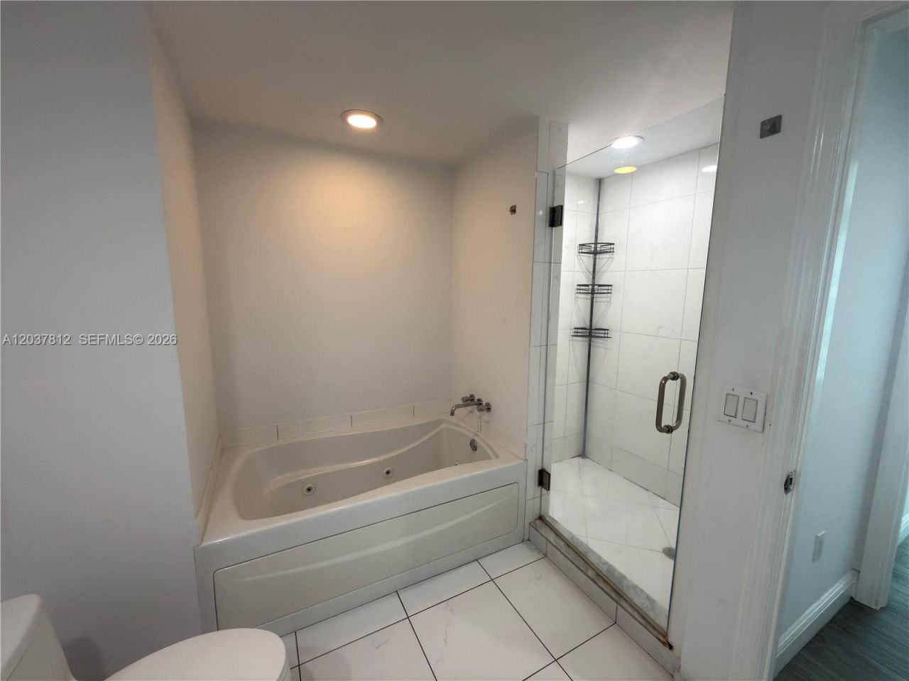 500 Brickell Av, Unit 1906, Miami, FL 33131 Photo