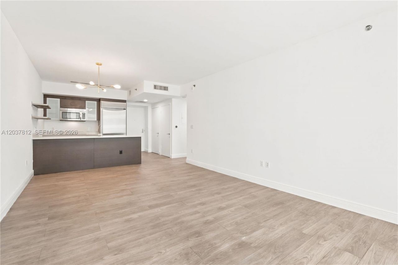 500 Brickell Av, Unit 1906, Miami, FL 33131 Photo