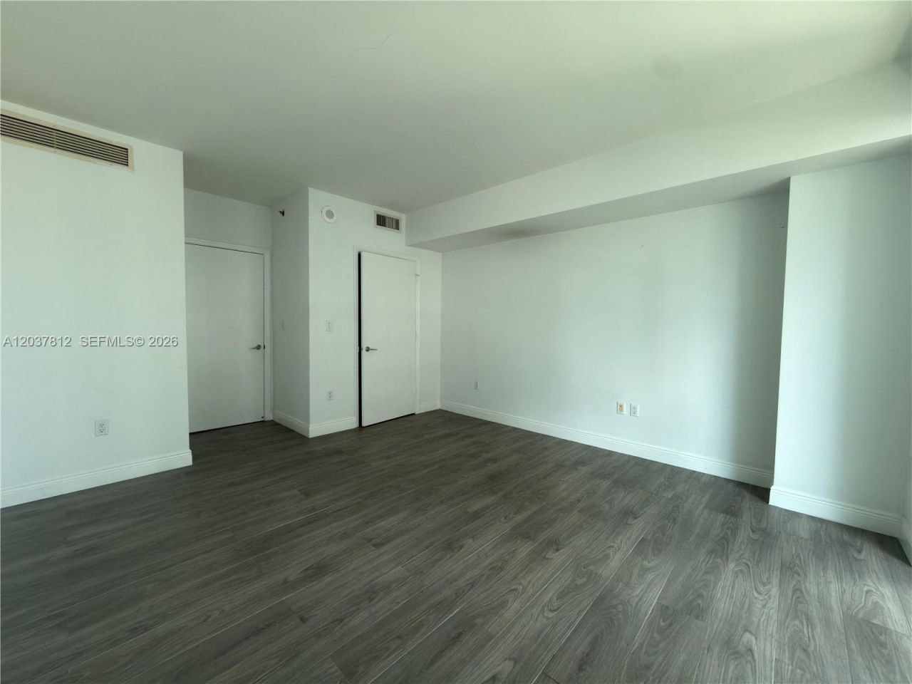 500 Brickell Av, Unit 1906, Miami, FL 33131 Photo
