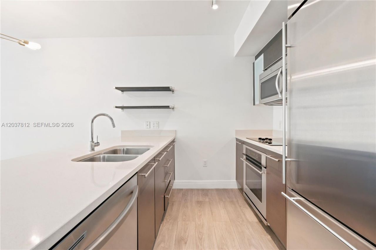 500 Brickell Av, Unit 1906, Miami, FL 33131 Photo