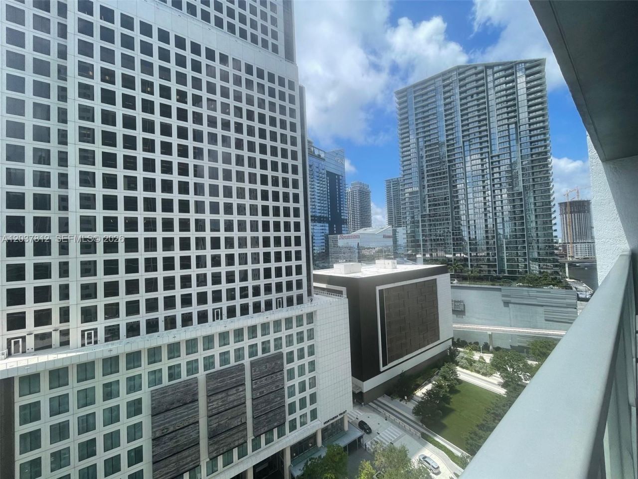 500 Brickell Av, Unit 1906, Miami, FL 33131 Photo