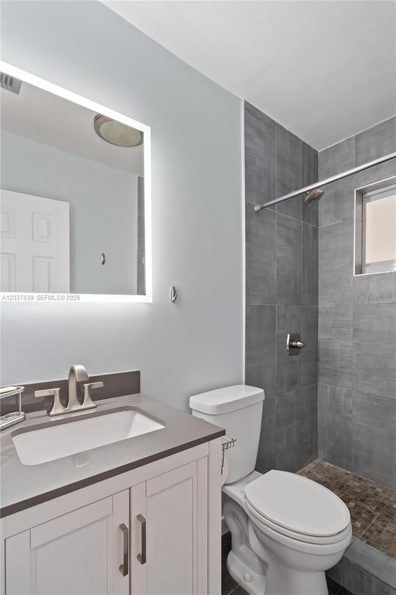 644 SW 7th Ct, Hallandale Beach, FL 33009 Photo