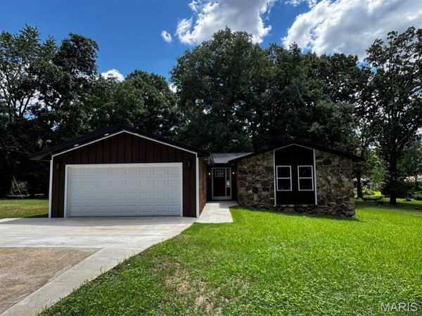 2818 Windwood Drive, Poplar Bluff, MO 63901