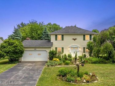 6339 Westwego Drive, Green Oak Township, Mi 48116
