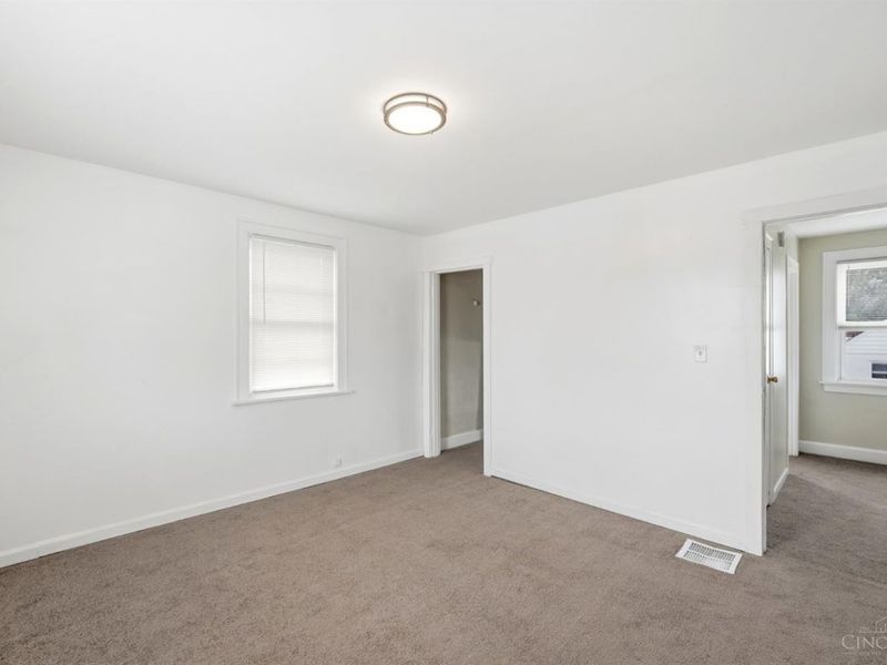 935 W North Bend, Cincinnati, OH 45224 Photo 37