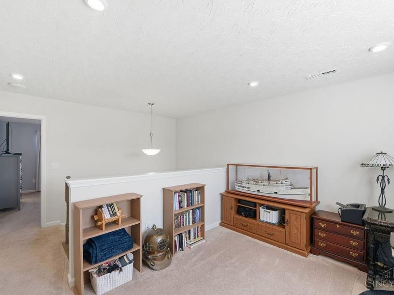 5815 Classicway Boulevard, Hamilton Twp, OH 45152 Photo 17