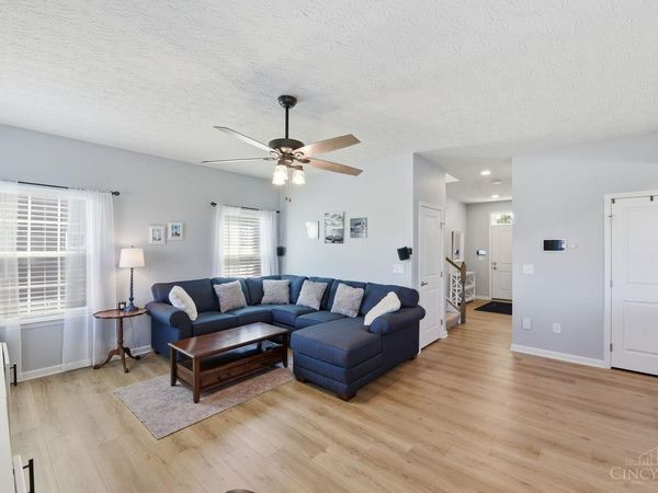 5815 Classicway Boulevard, Hamilton Twp, OH 45152