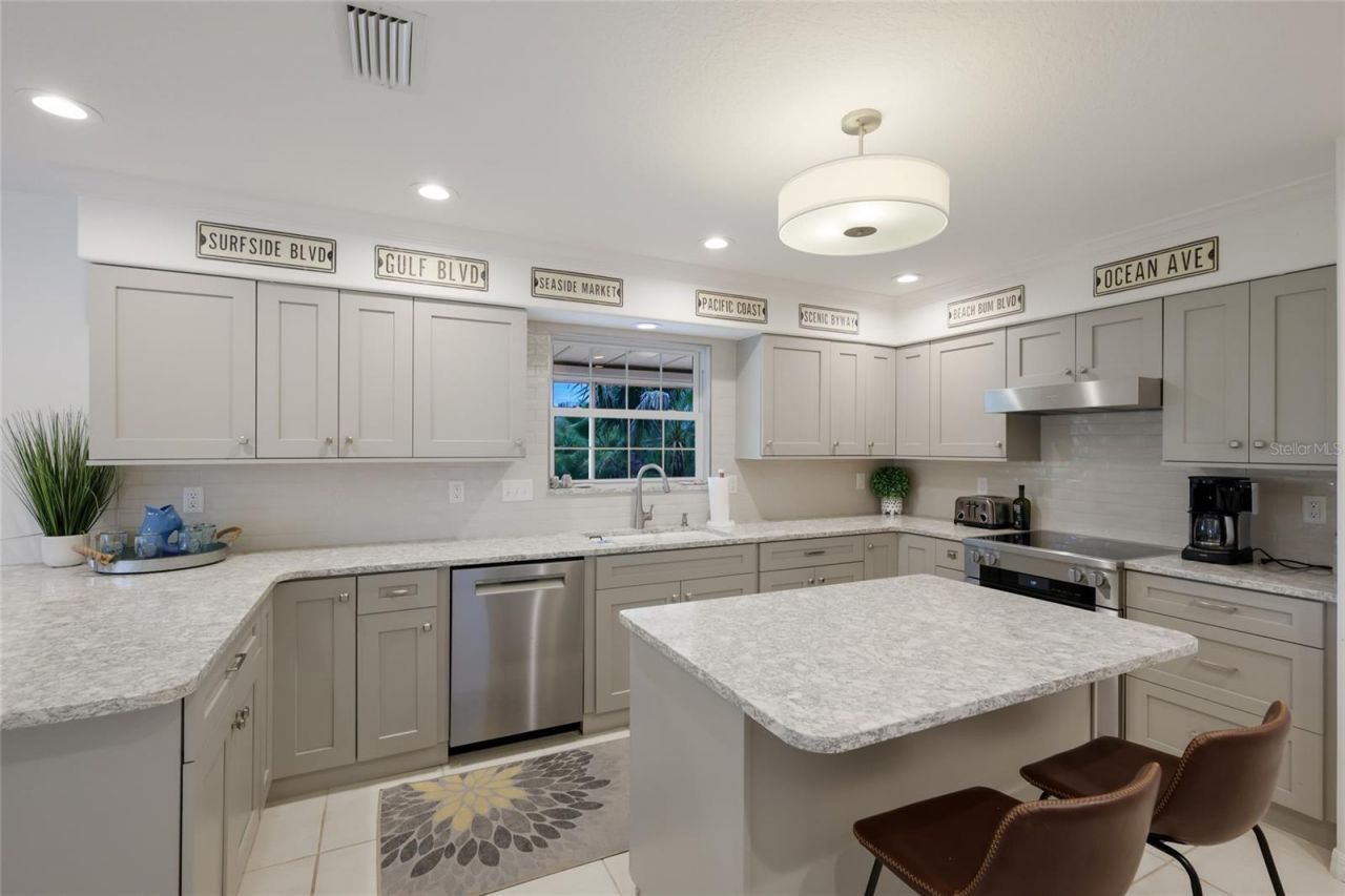 115 Hammock Road, Anna Maria, FL 34216 Photo