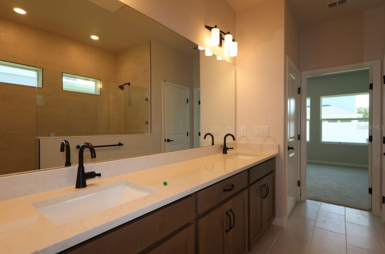 630 Kingswood Court, Bradenton, FL 34212 Photo