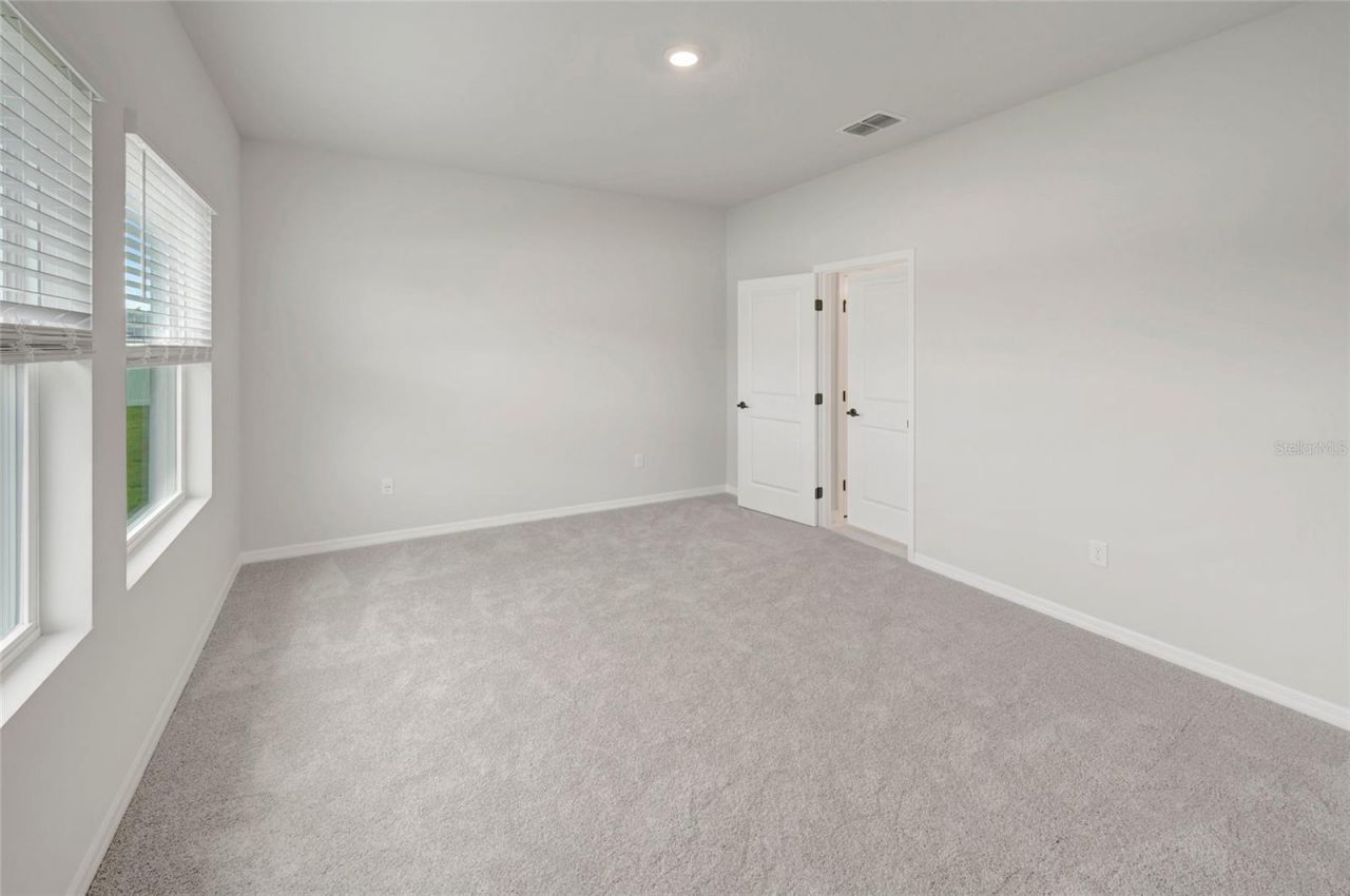 630 Kingswood Court, Bradenton, FL 34212 Photo