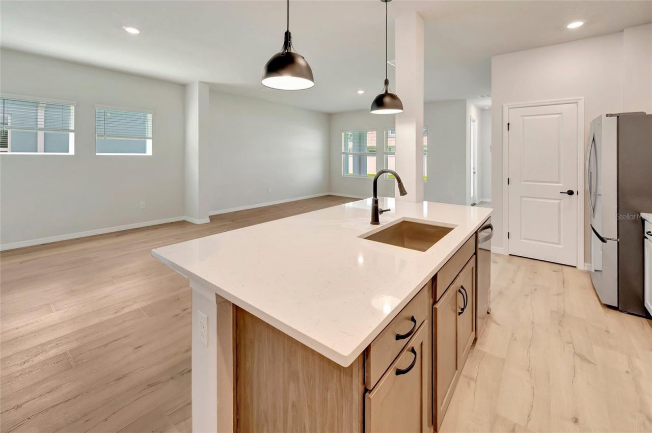 630 Kingswood Court, Bradenton, FL 34212 Photo