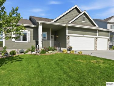 5520 N 181 Street, Elkhorn, NE 68022