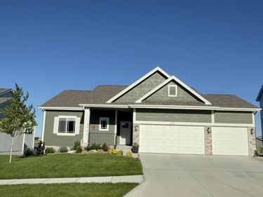 5520 N 181st Street, Elkhorn, NE 68022