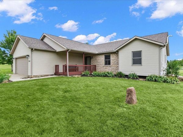 7243 State Route 559 , Zanesfield, OH 43360