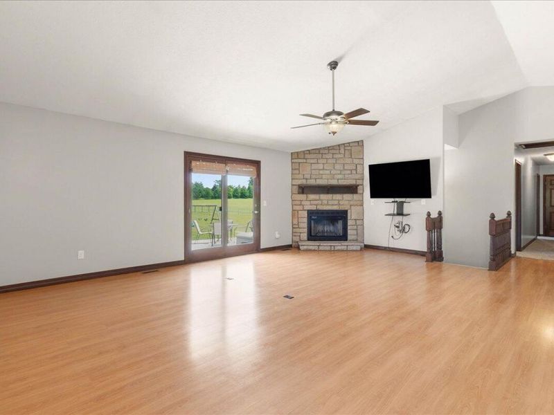 7243 State Route 559 , Zanesfield, OH 43360 Photo 15