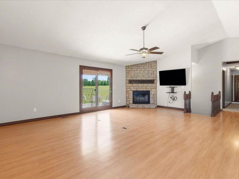 7243 State Route 559 , Zanesfield, OH 43360 Photo 14