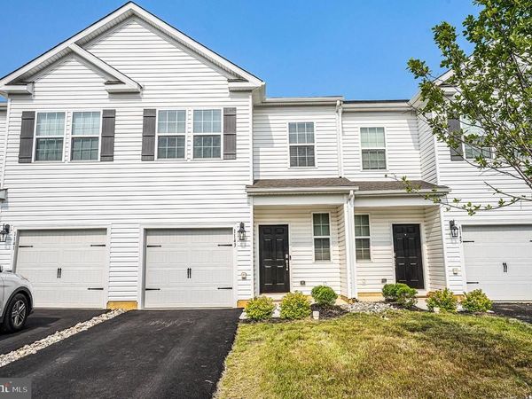 1143 MARTIN ROAD, BREINIGSVILLE, PA 18031