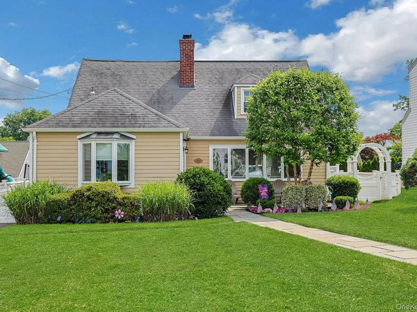20 Knox Road , Eastchester, NY 10709