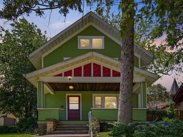 516 W 11th Street, Cedar Falls, IA 50613