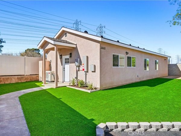 21003 Longworth, Lakewood, CA 90715