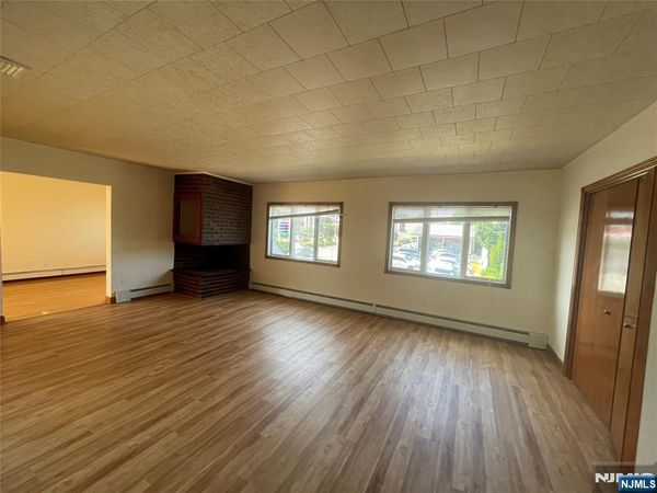 163 Madison Avenue, Hasbrouck Heights, NJ 07604