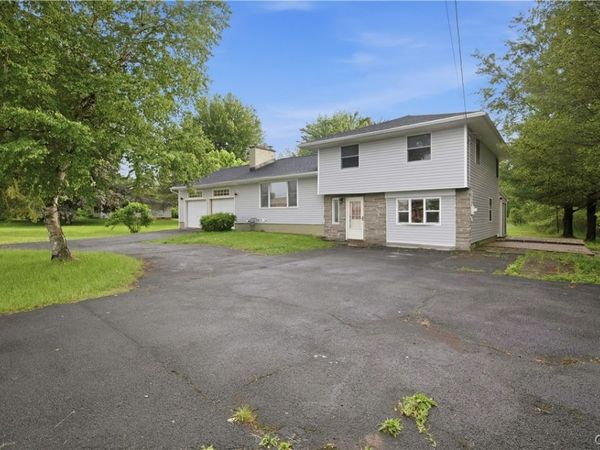 6993 Fly Road , East Syracuse, NY 13057