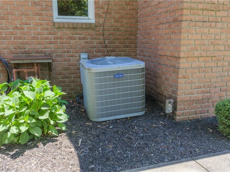 3832 Winkler Drive Extension NW, Dover, OH 44622 Photo 12
