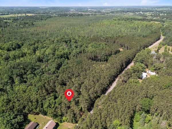 E6889 GUTH ROAD, Weyauwega, WI 54983