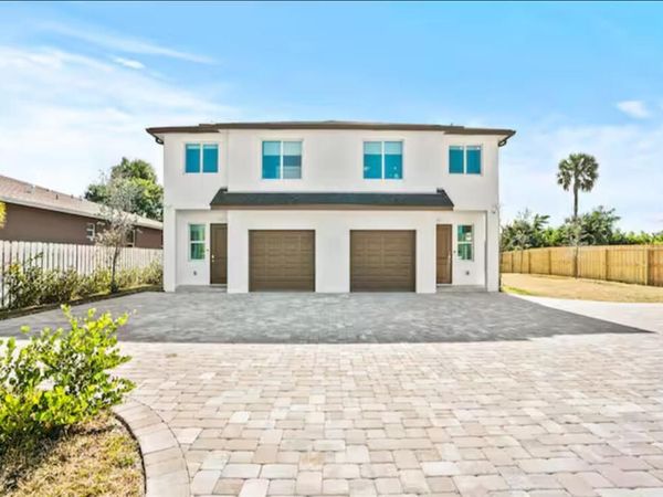 1547 W 26th Court, Unit 2, Riviera Beach, FL 33404
