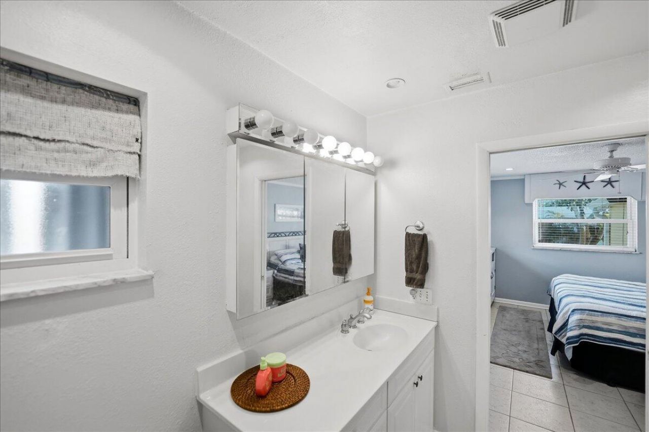 1153 SE 14th Street, Stuart, FL 34996 Photo