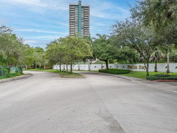 780 NE 69th St , Unit 1010, Miami, FL 33138