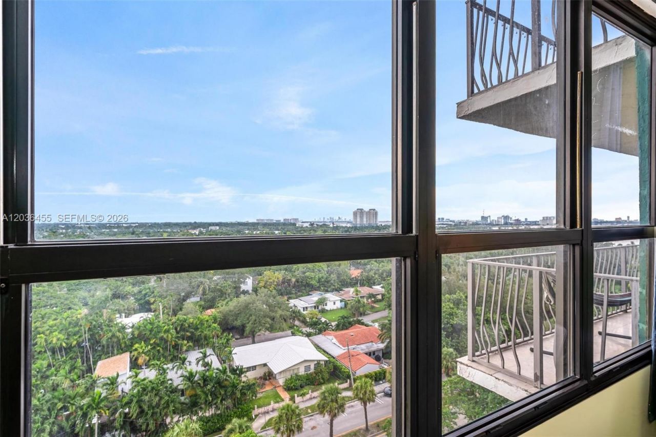 780 NE 69th St, Unit 1010, Miami, FL 33138 Photo