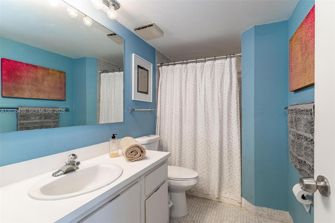 780 NE 69th St, Unit 1010, Miami, FL 33138 Photo