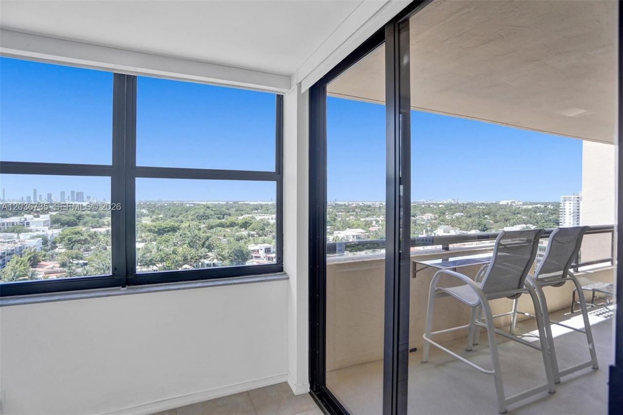 2555 Collins Ave, Unit 1508, Miami Beach, FL 33140 Photo