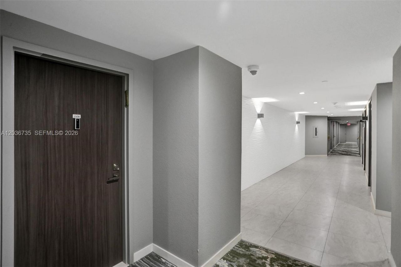 2555 Collins Ave, Unit 1508, Miami Beach, FL 33140 Photo