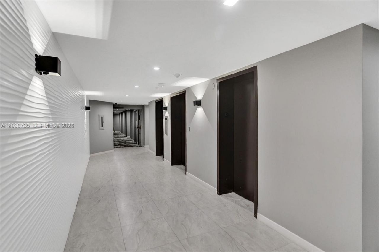 2555 Collins Ave, Unit 1508, Miami Beach, FL 33140 Photo