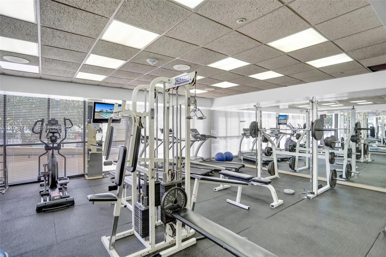 2555 Collins Ave, Unit 1508, Miami Beach, FL 33140 Photo