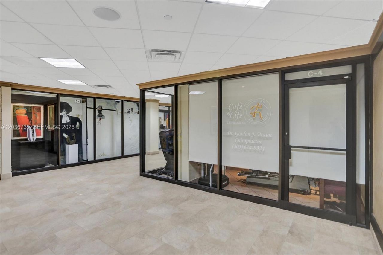 2555 Collins Ave, Unit 1508, Miami Beach, FL 33140 Photo