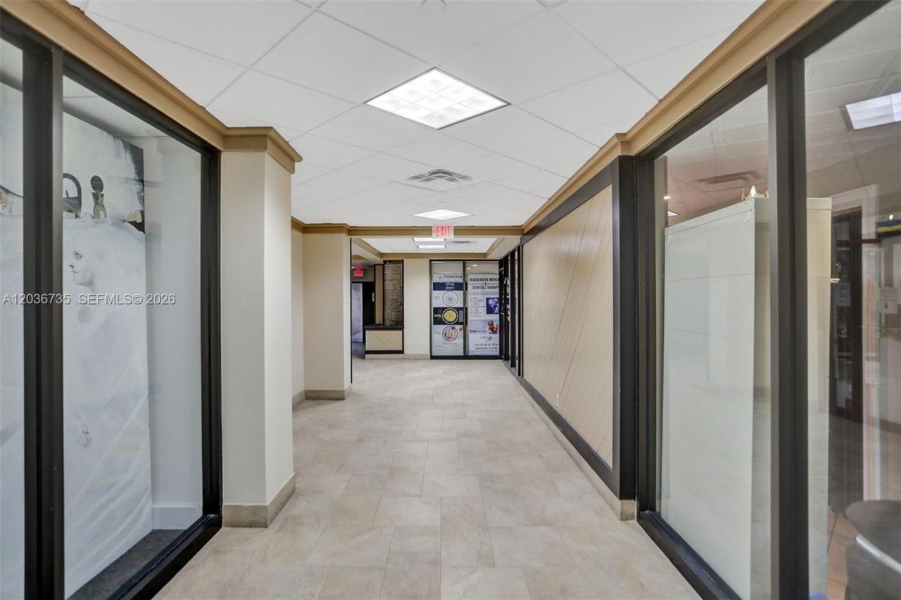 2555 Collins Ave, Unit 1508, Miami Beach, FL 33140 Photo